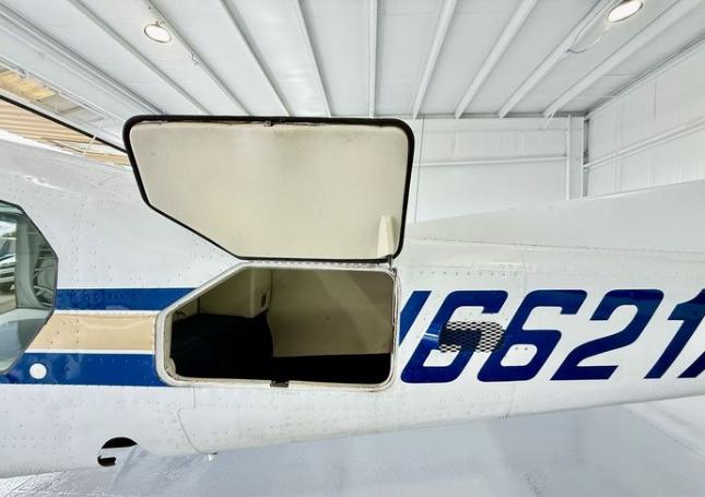 1979 CESSNA 210N Photo 7