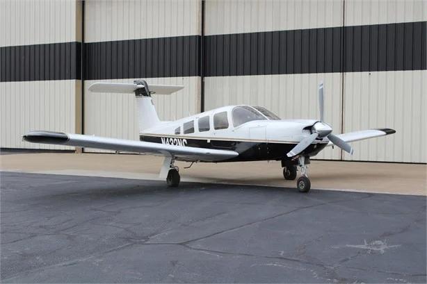 1978 PIPER LANCE II Photo 2