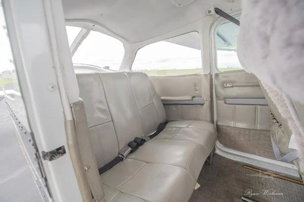 1981 CESSNA 172P SKYHAWK Photo 7