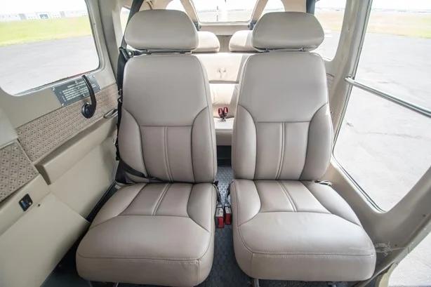 1998 CESSNA TURBO 206H STATIONAIR Photo 2