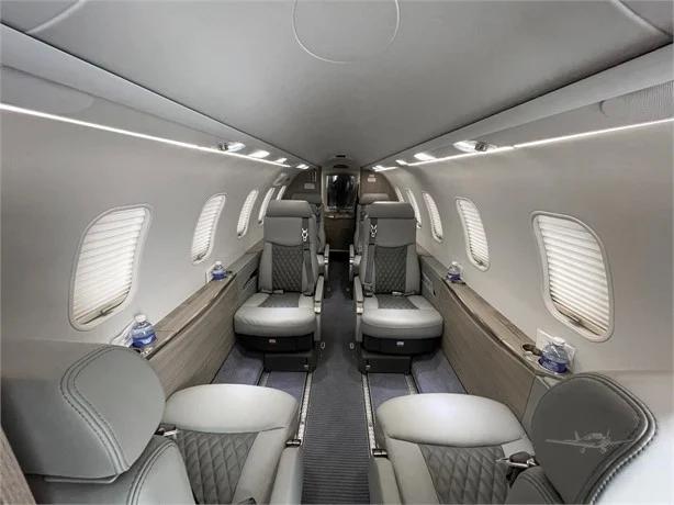 2005 LEARJET 40 Photo 3