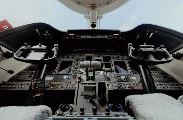 2006 LEARJET 60XR Photo 6