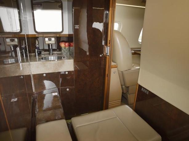 1996 LEARJET 60 Photo 6