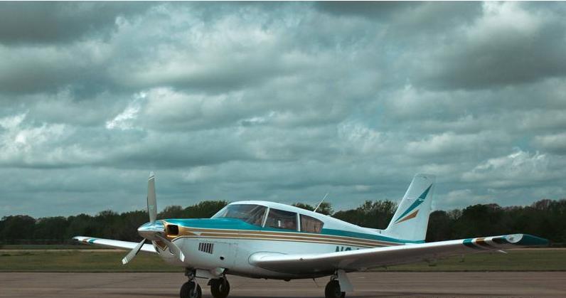 1964 Piper Comanche PA-24-400 Photo 3