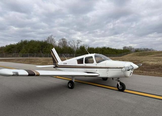 1963 PIPER CHEROKEE 180 Photo 2