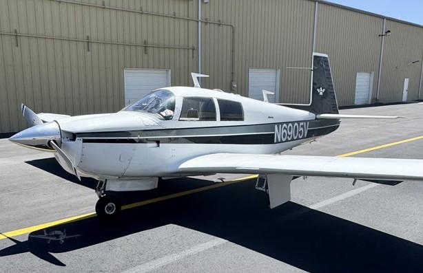 1975 MOONEY M20C Photo 2