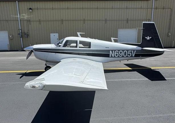 1975 MOONEY M20C Photo 5