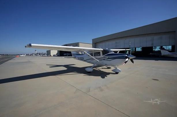 2007 CESSNA TURBO 182T SKYLANE Photo 3