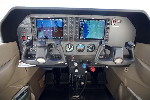 2007 CESSNA TURBO 182T SKYLANE Photo 4