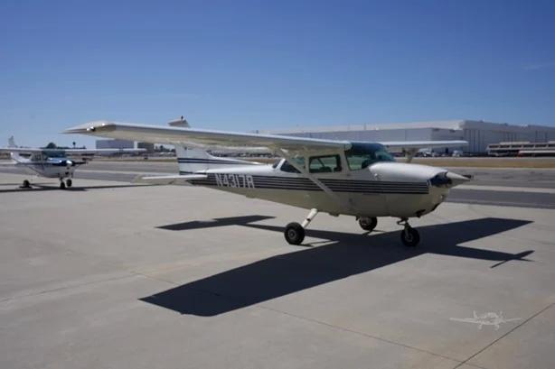 1974 CESSNA 172M SKYHAWK Photo 3