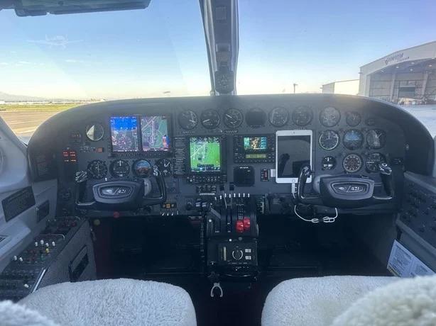 1977 CESSNA 421C Photo 4