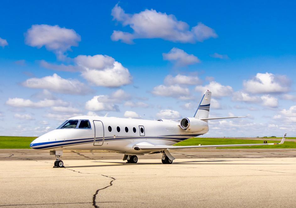 2008 Gulfstream G150 Photo 2