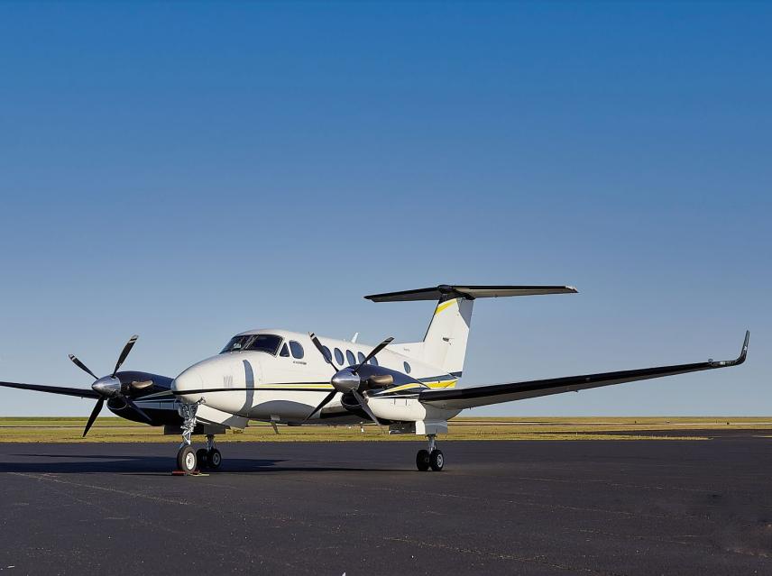 2016 Beech King Air 250 Photo 2