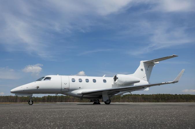 2022 Embraer Phenom 300E Photo 2