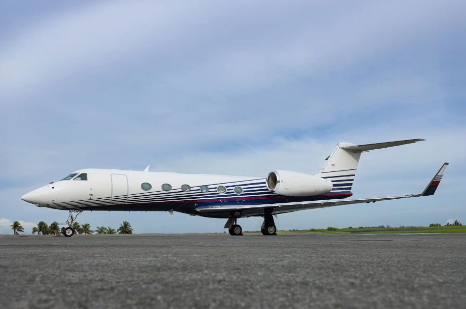 20136 Gulfstream G450 Photo 2