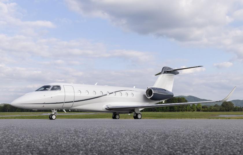 2025 Gulfstream G280 Photo 2