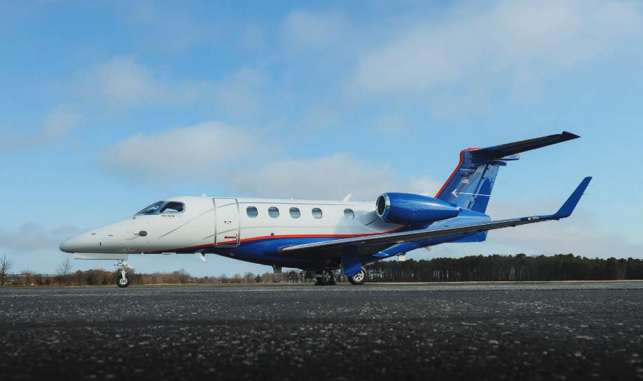 2022 Embraer Phenom 300E Photo 2