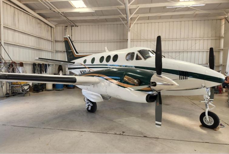 1976 Beech King Air E90 Photo 2
