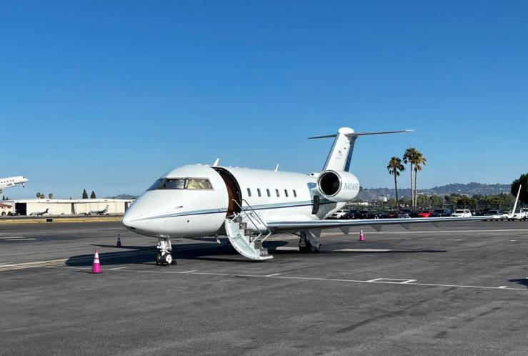 1988 Bombardier Challenger 601-3A Photo 2