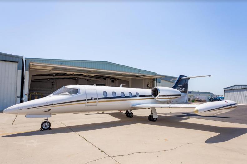 1980 Learjet 35A Photo 2