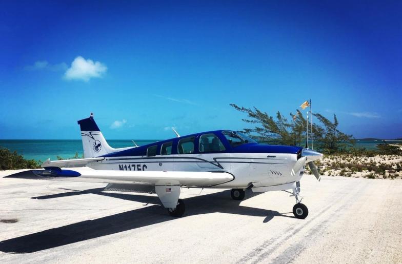 1977 Beech A36 Bonanza Photo 2