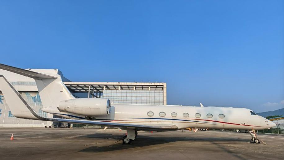 2018 Gulfstream G550 Photo 2
