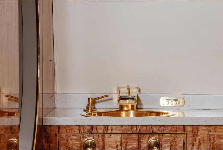 2005 Hawker 800XP Photo 6