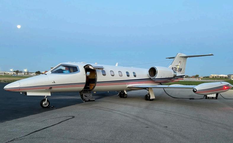 1985 Learjet 35A Photo 2