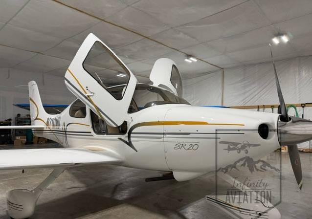 2001 CIRRUS SR20 G1 Photo 2