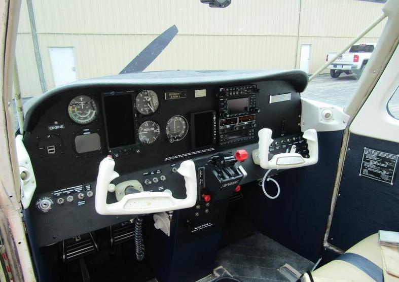 1975 Beech Sundowner  Photo 6