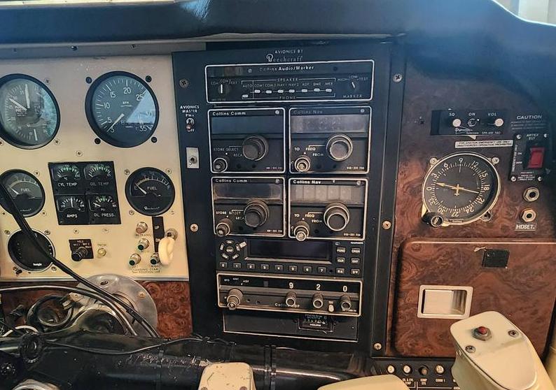 1980 Beech F33A Bonanza Photo 6