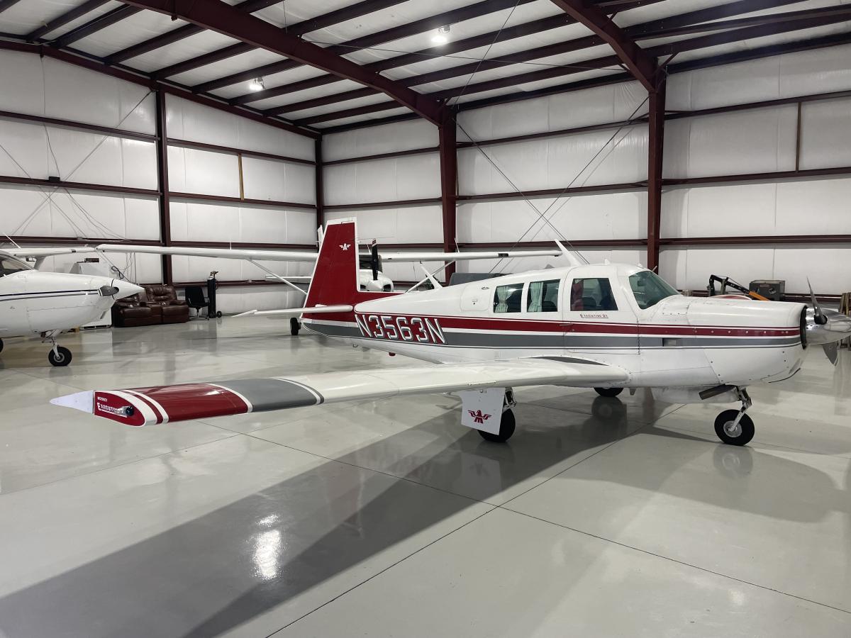 1968 Mooney Executive 21 M20F Photo 2