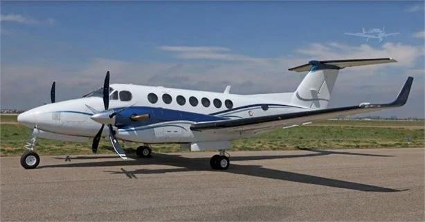 2007 BEECHCRAFT KING AIR 350 Photo 2