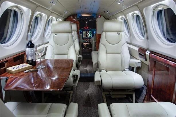 1983 BEECHCRAFT KING AIR B200 Photo 3