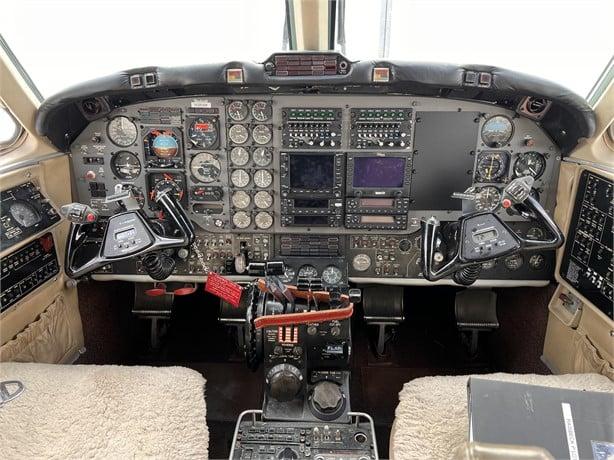 1983 BEECHCRAFT KING AIR B200 Photo 4