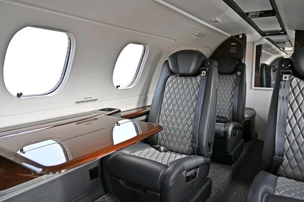 2022 EMBRAER PHENOM 300E Photo 5