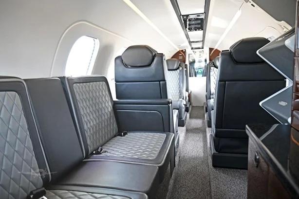 2022 EMBRAER PHENOM 300E Photo 6
