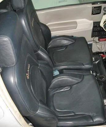 1988 BEECHCRAFT A36 BONANZA Photo 4