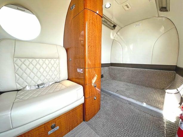 2017 BEECHCRAFT KING AIR 350I Photo 7