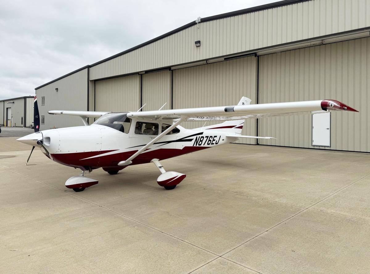 2011 Cessna T182T Photo 2