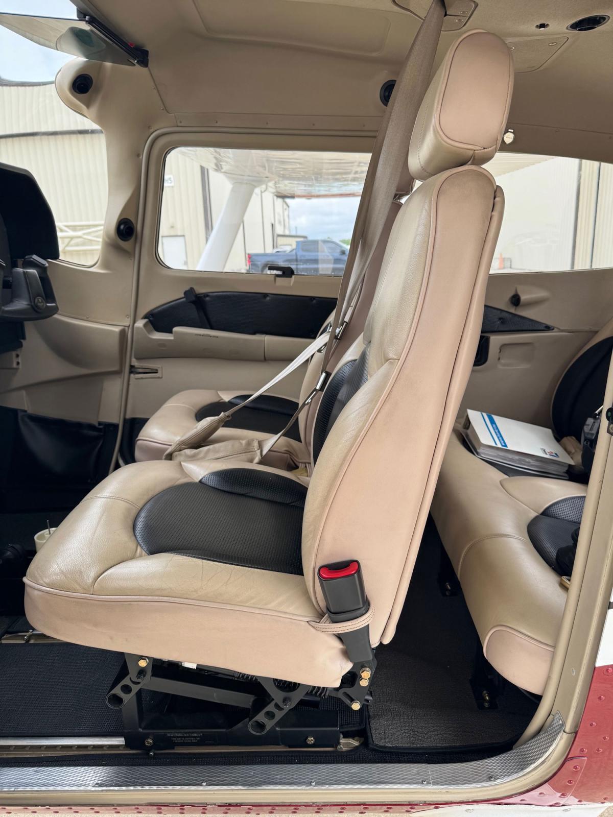 2011 Cessna T182T Photo 3