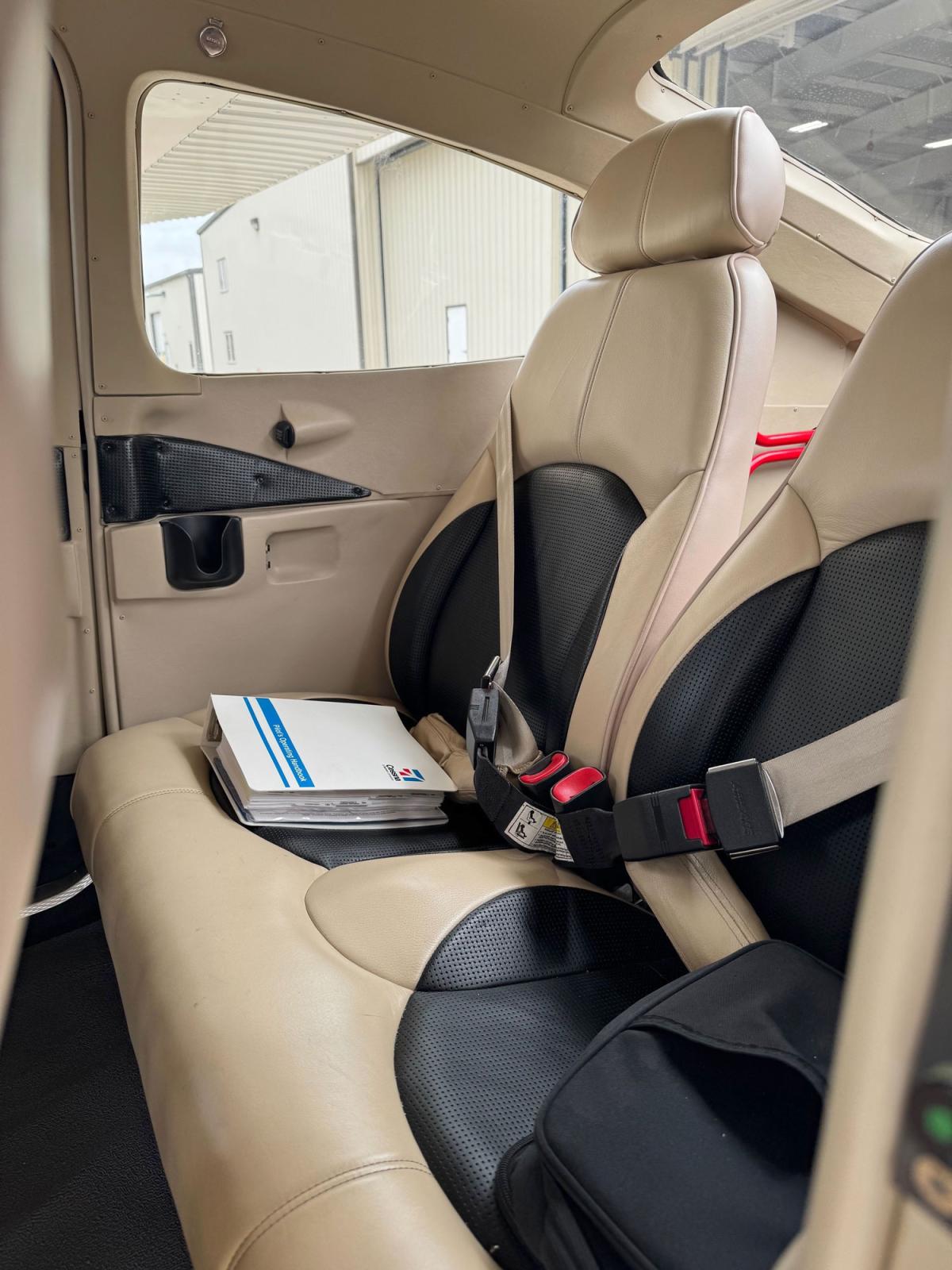 2011 Cessna T182T Photo 4