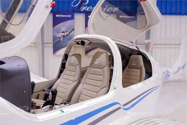 2019 DIAMOND DA40 NG Photo 2