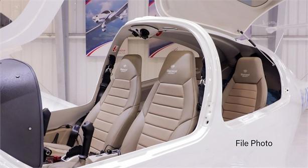 2020 DIAMOND DA40 NG Photo 7