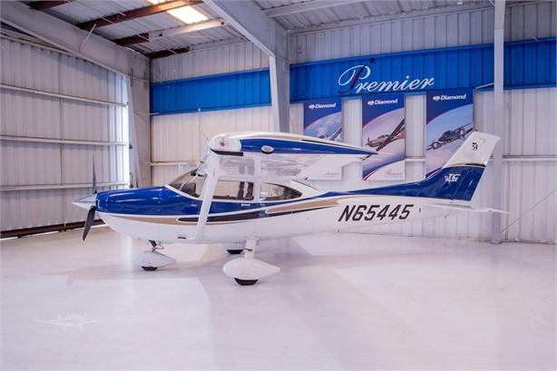 2004 CESSNA TURBO 182T SKYLANE Photo 4