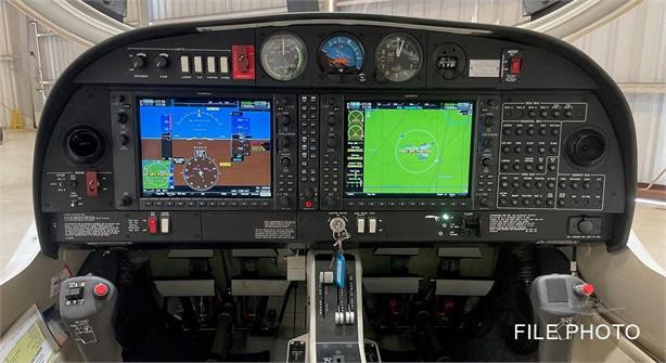 2023 DIAMOND DA40 NG Photo 7