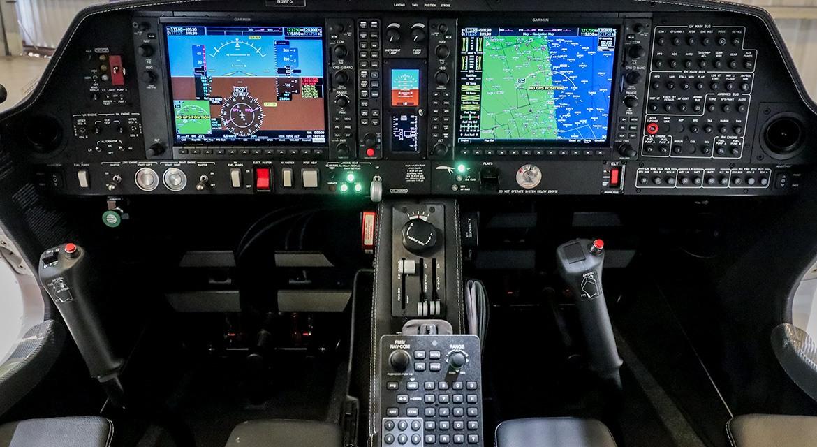 2023 Diamond DA62 Photo 2