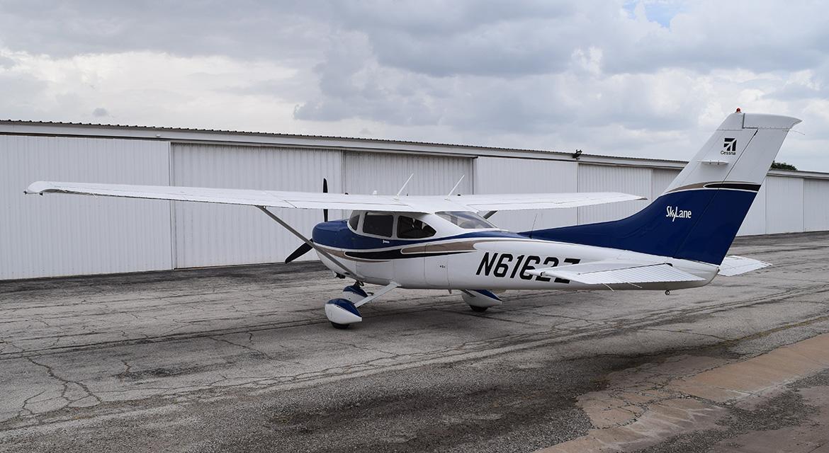 2004 CESSNA 182T SKYLANE Photo 7