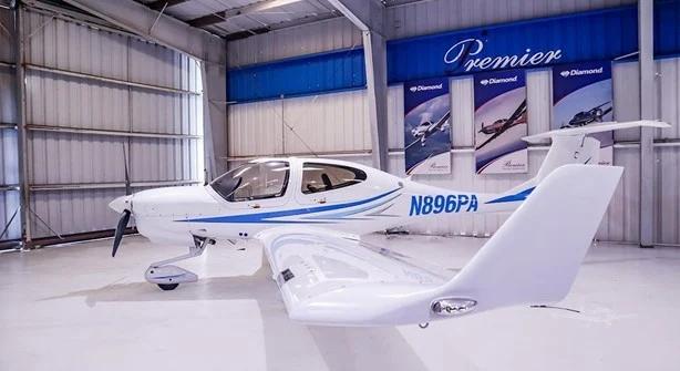2023 DIAMOND DA40 NG Photo 2