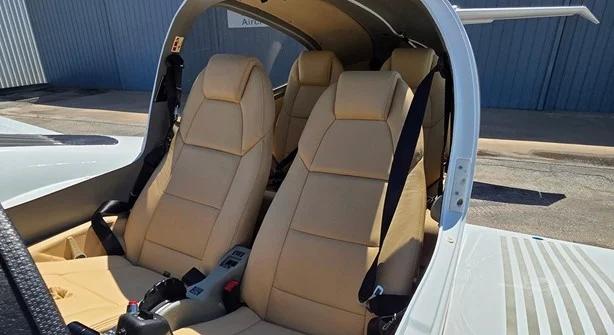 2007 DIAMOND DA42 Photo 7